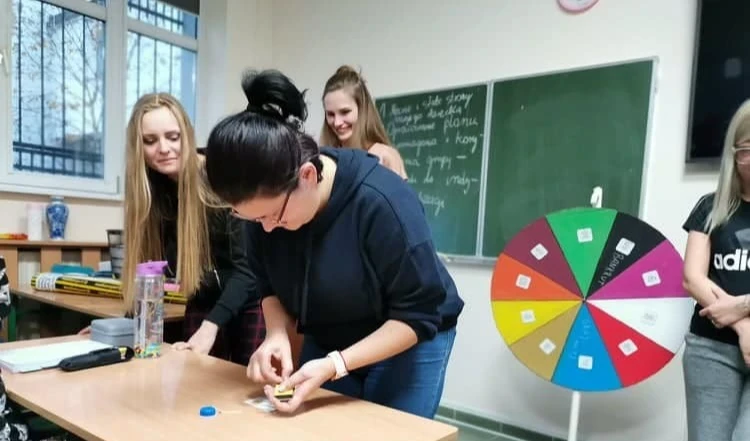 Gry dydaktyczne podczas zajęć z Pedagogiki