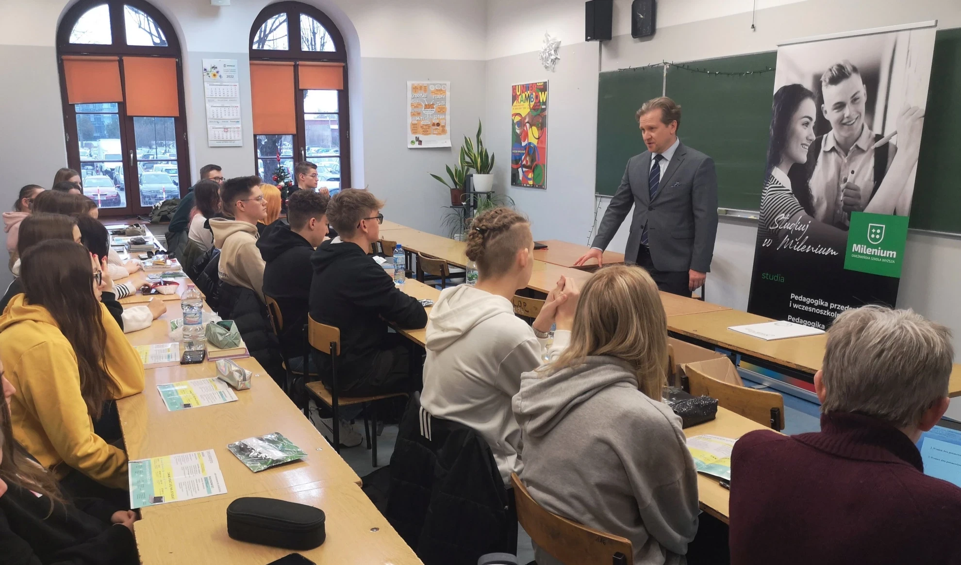 Dr Tomasz Albiński z wykładem otwartym w III LO w Gnieźnie