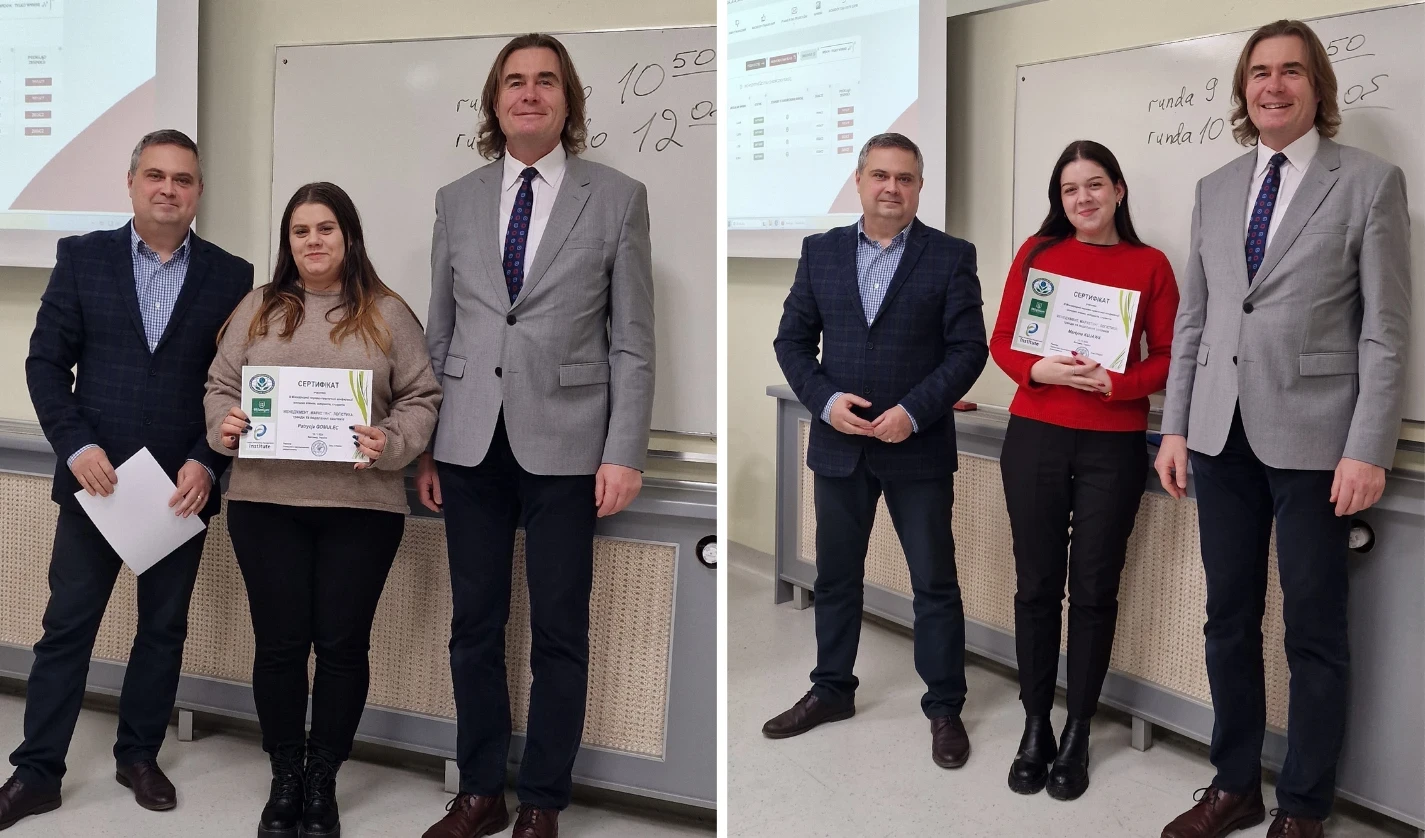 Wręczenie studentkom kierunku zarządzanie certyfikatów uczestnictwa w Międzynarodowej Konferencji: „Zarządzanie, Marketing, Logistyka – Trendy i Pokonywanie Wyzwań”